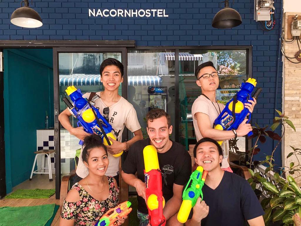Nacorn Hostel Bangkok Esterno foto