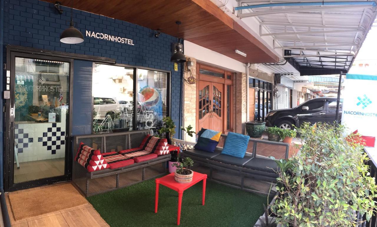 Nacorn Hostel Bangkok Esterno foto