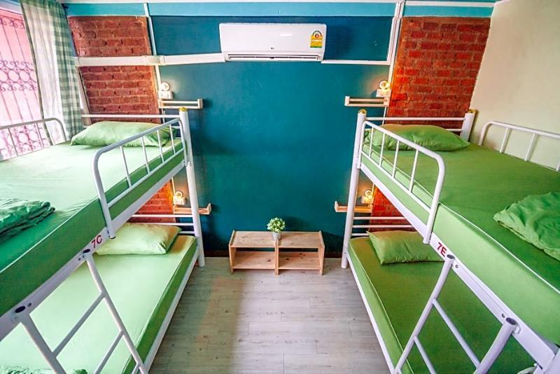 Nacorn Hostel Bangkok Esterno foto